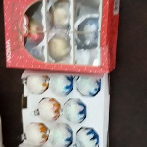 Vintage 𝅺Set Of 12 Christmas Ornaments​